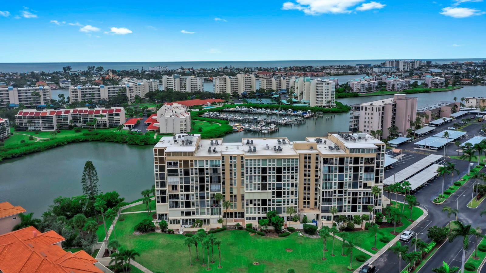 Image 54 of 58 For 7400 Sun Island Drive S 105