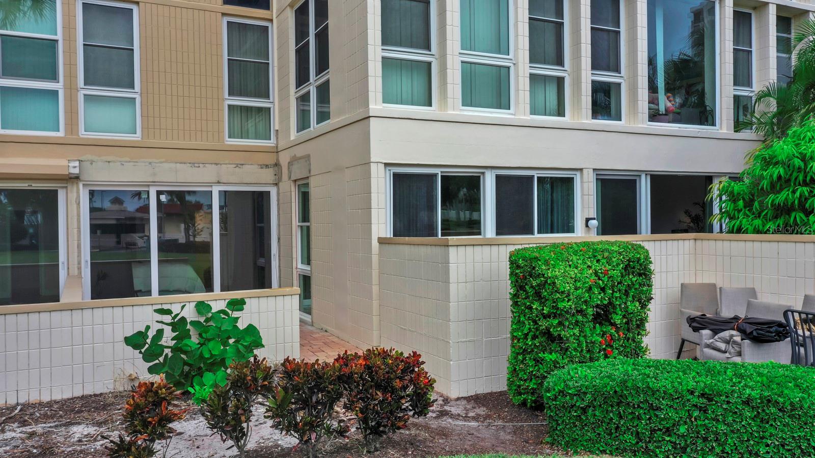 Image 57 of 58 For 7400 Sun Island Drive S 105