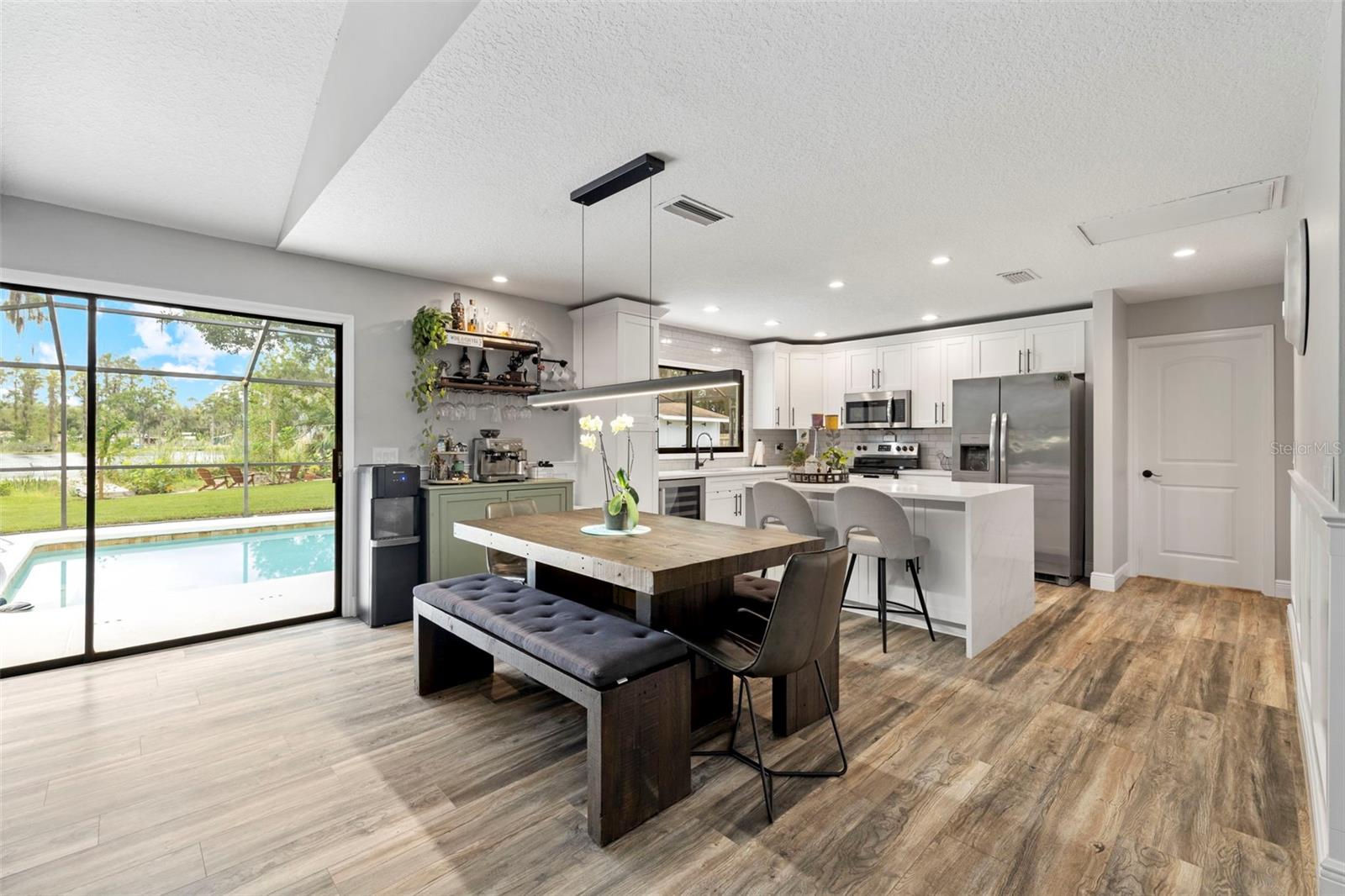 Image 11 of 64 For 21334 Lake Sharon Drive