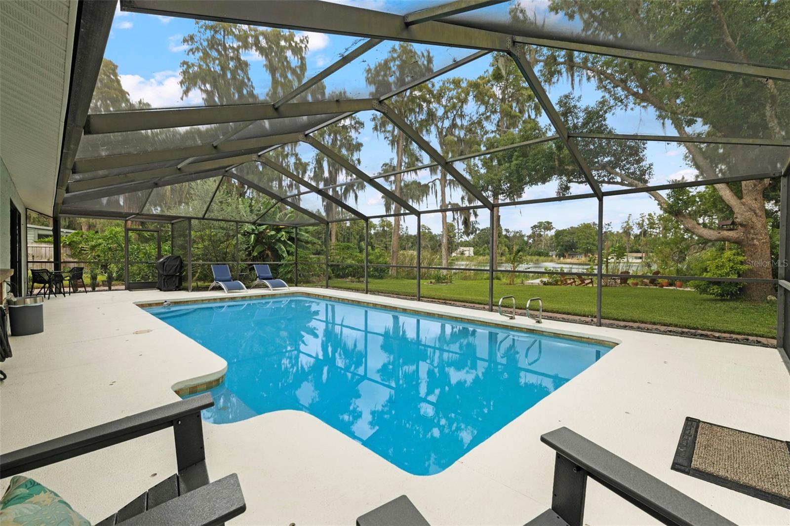 Image 31 of 64 For 21334 Lake Sharon Drive