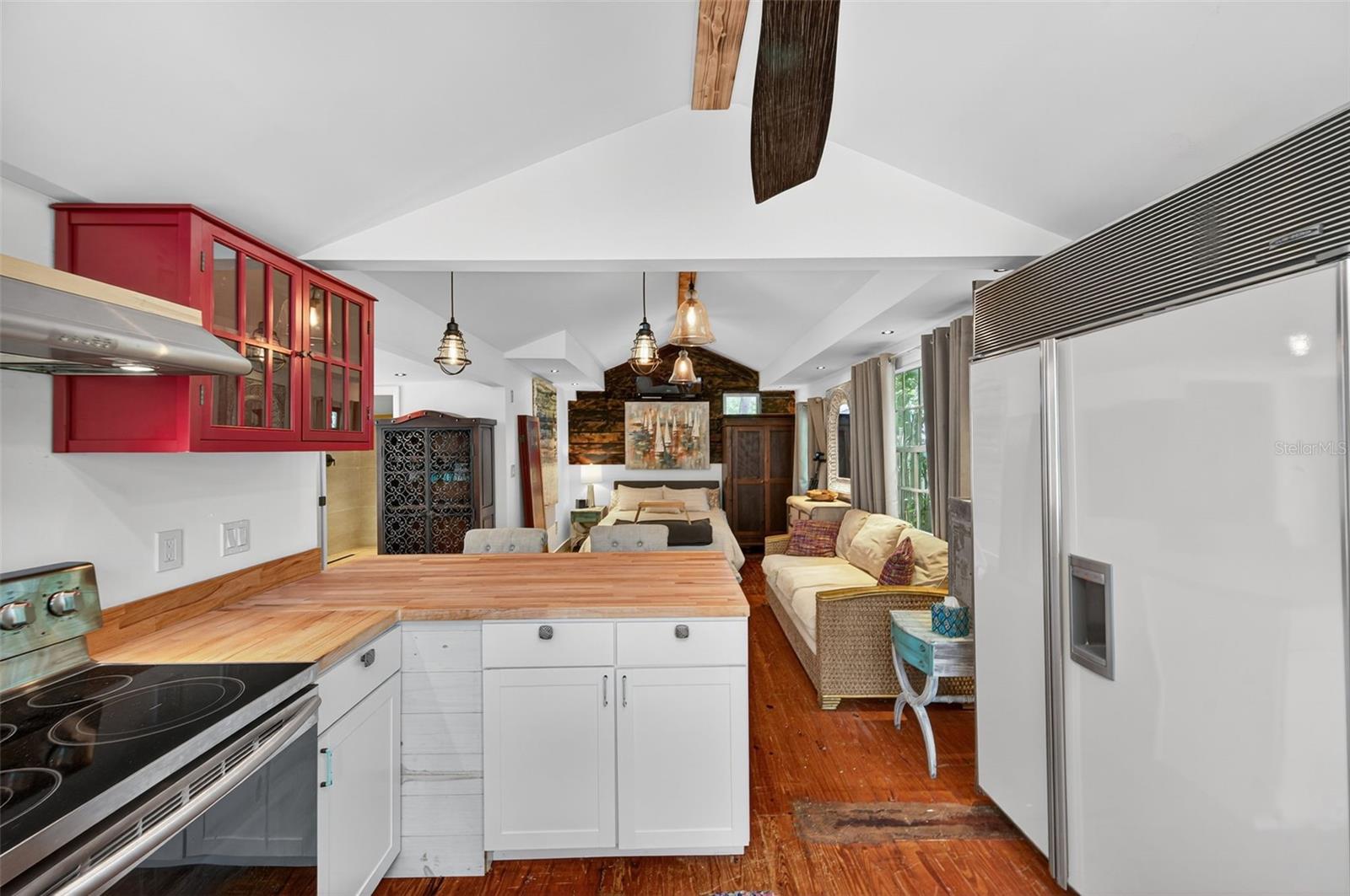 Image 36 of 88 For 5414-5416 Delette Avenue S