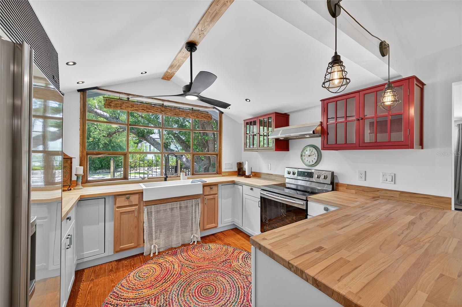 Image 39 of 88 For 5414-5416 Delette Avenue S