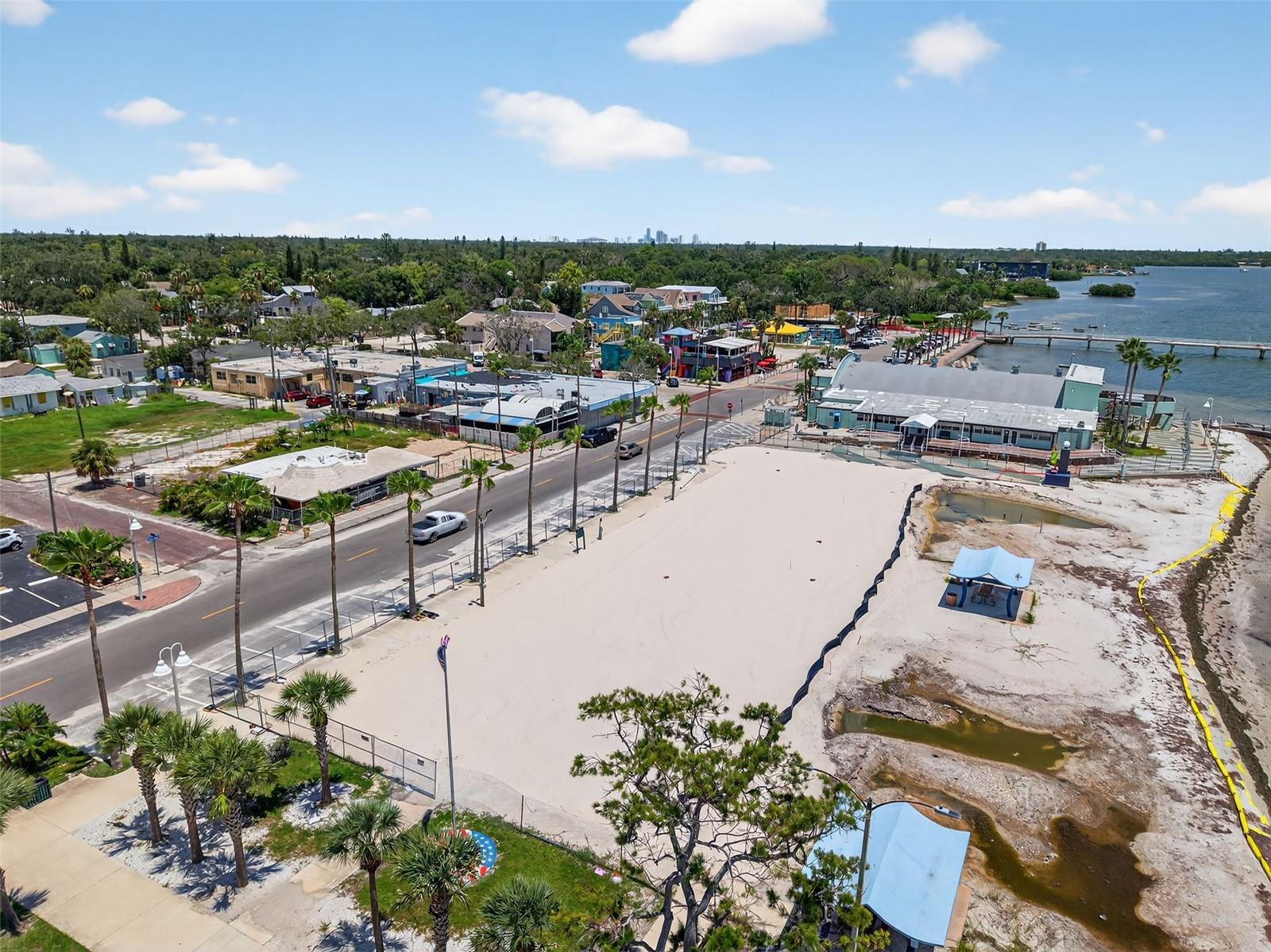Image 76 of 88 For 5414-5416 Delette Avenue S
