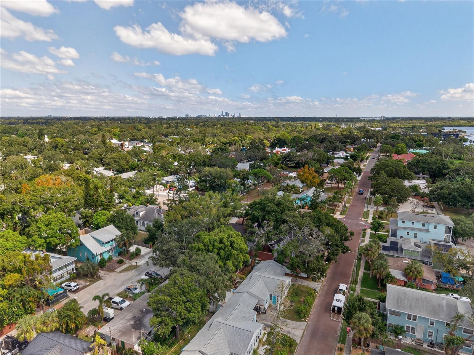 Image 82 of 88 For 5414-5416 Delette Avenue S