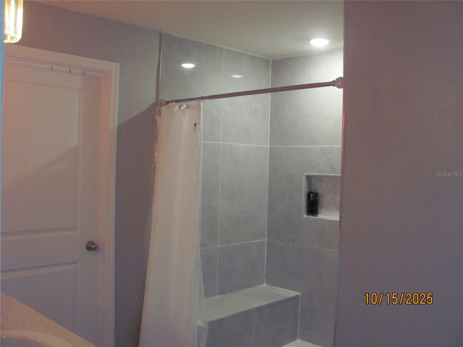 Image 28 of 46 For 5289 Fiddle Fig Avenue