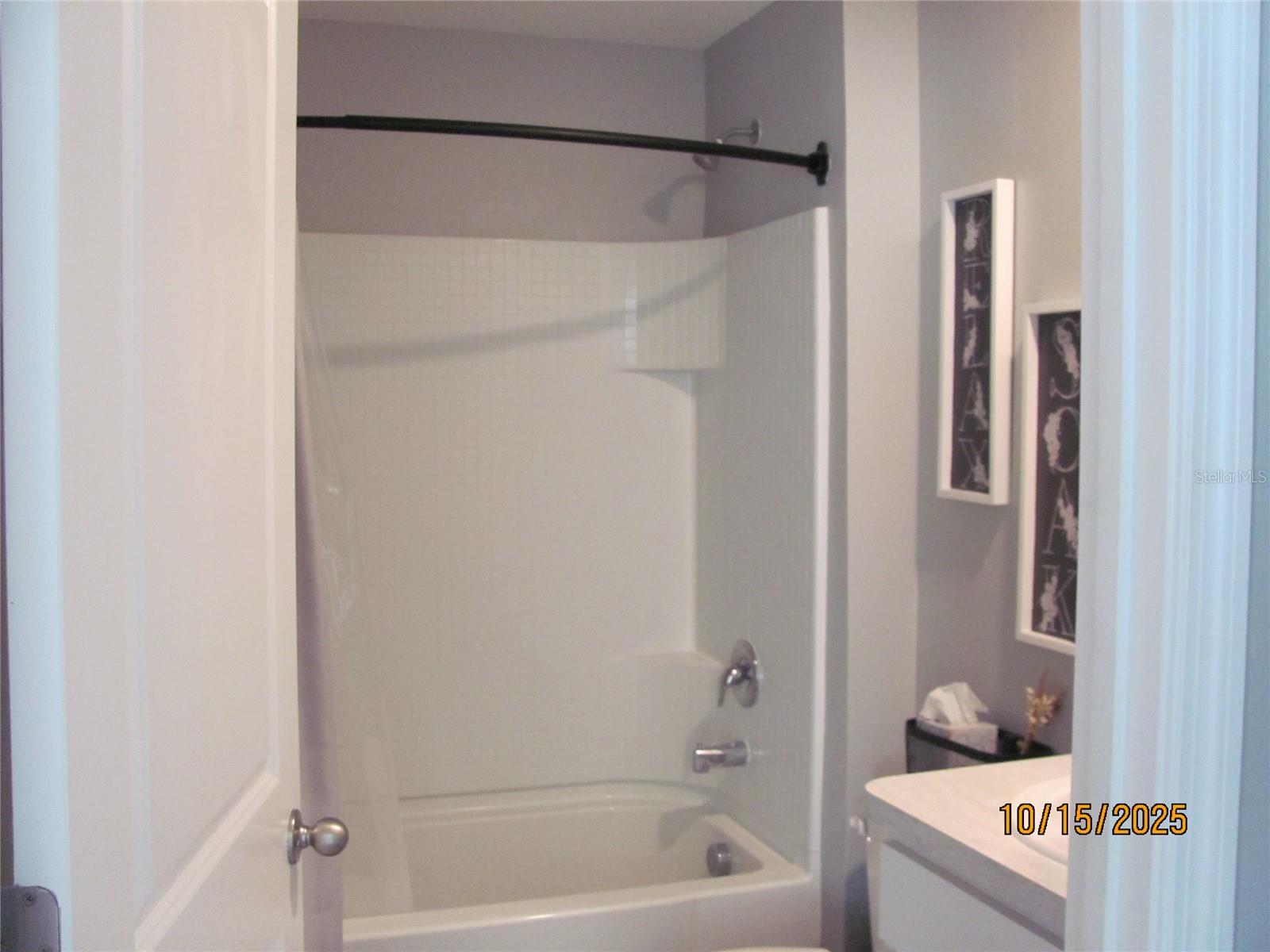 Image 29 of 46 For 5289 Fiddle Fig Avenue