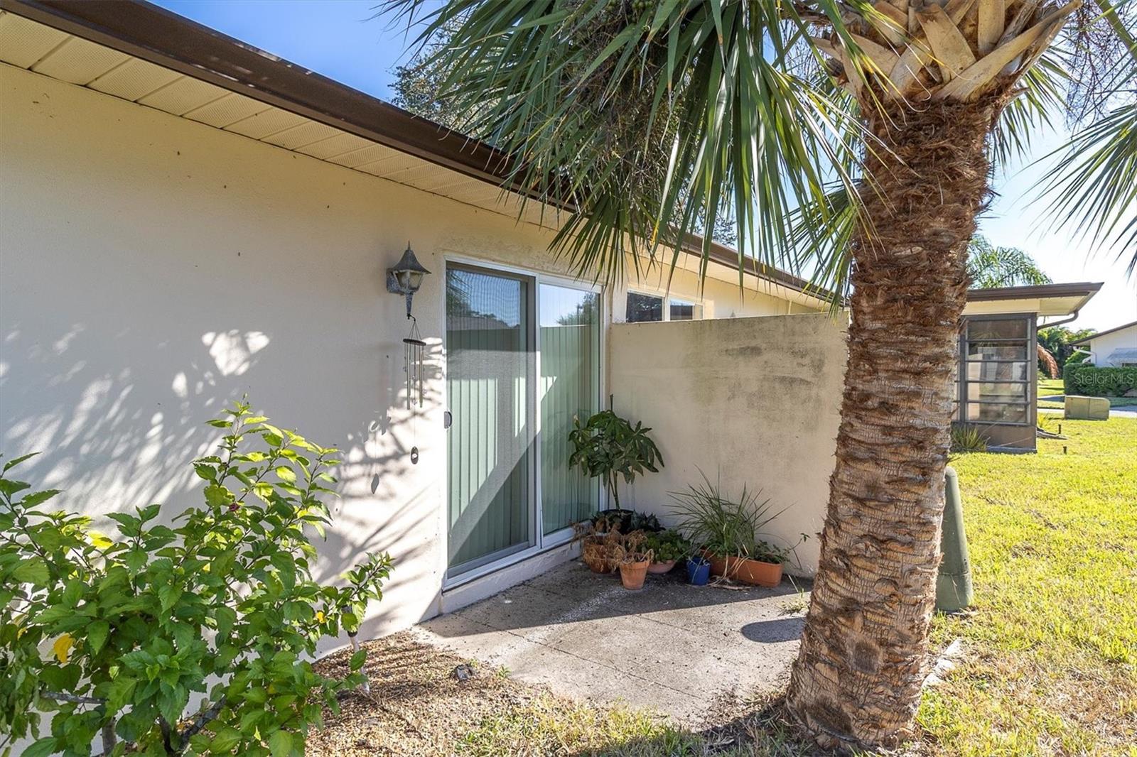 Image 27 of 31 For 2846 Highlands Boulevard D
