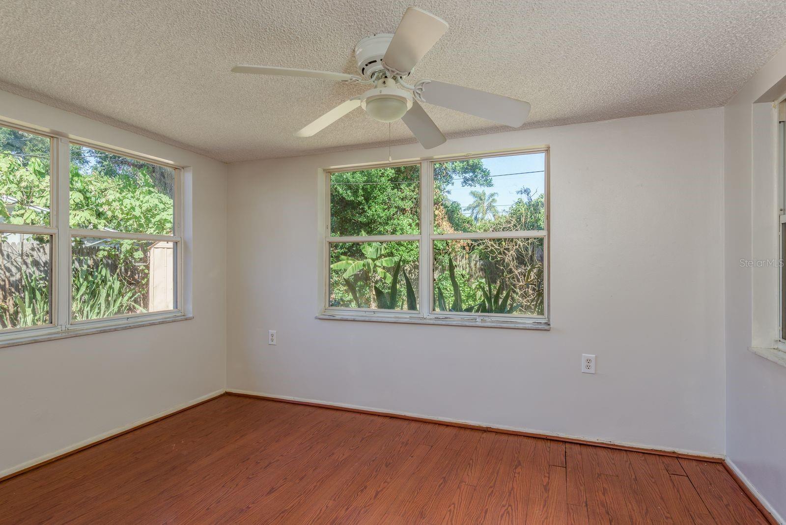 Image 13 of 34 For 1748 Colmar Drive