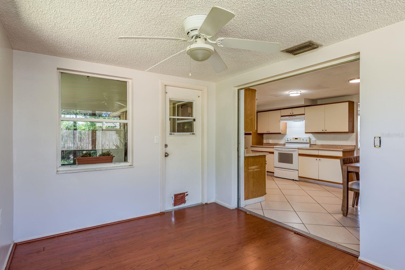Image 14 of 34 For 1748 Colmar Drive