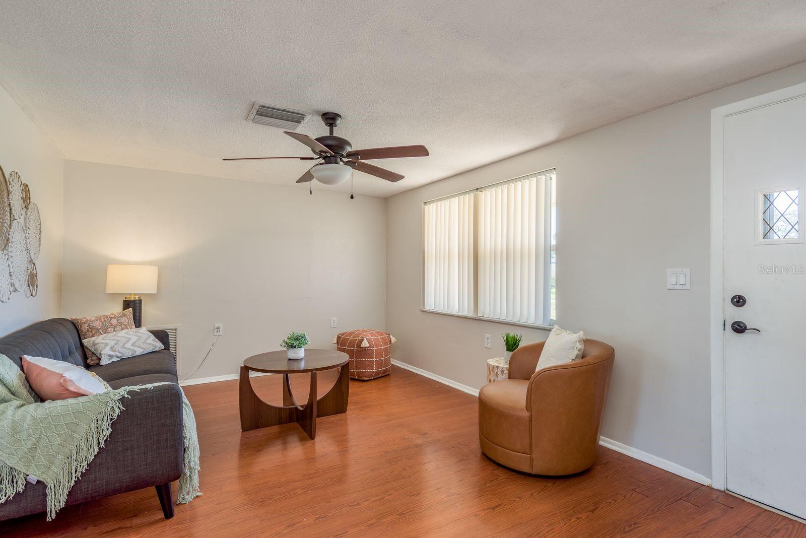 Image 4 of 34 For 1748 Colmar Drive