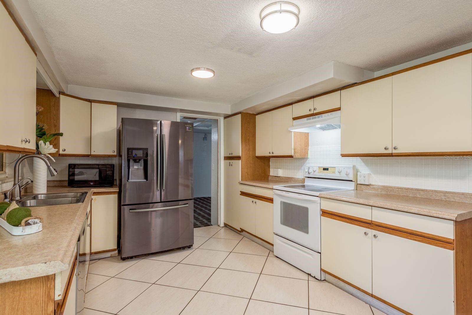 Image 9 of 34 For 1748 Colmar Drive