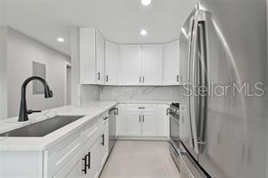 Image 10 of 31 For 2933 5th Avenue S