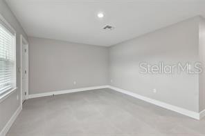 Image 4 of 31 For 2933 5th Avenue S