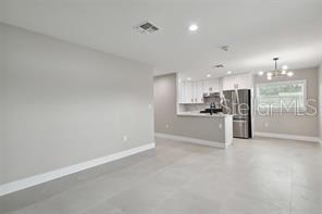 Image 6 of 31 For 2933 5th Avenue S