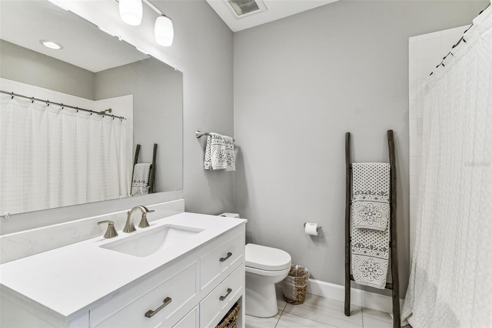 Image 41 of 65 For 4065 Rocky Shores Drive