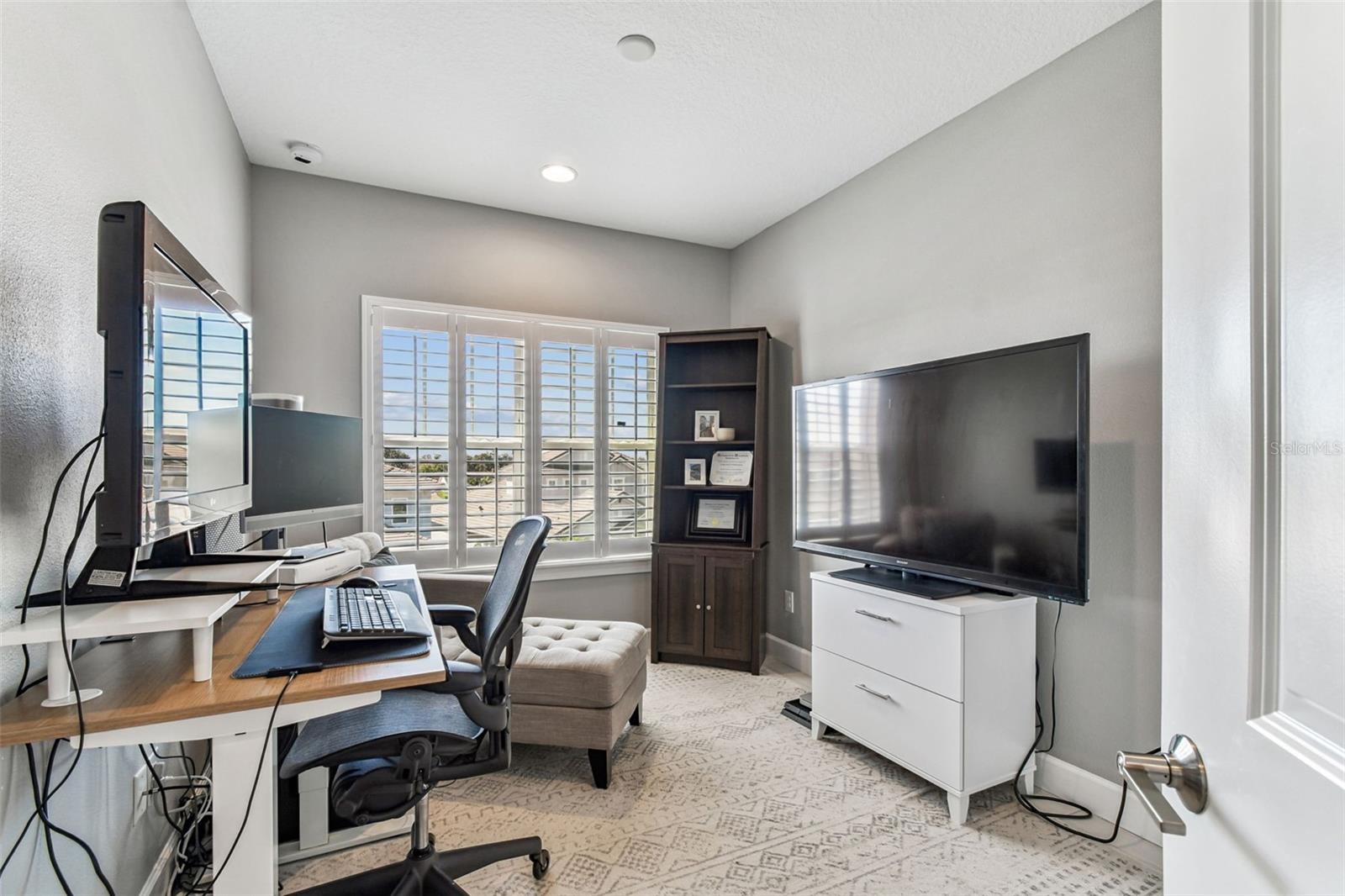 Image 44 of 65 For 4065 Rocky Shores Drive