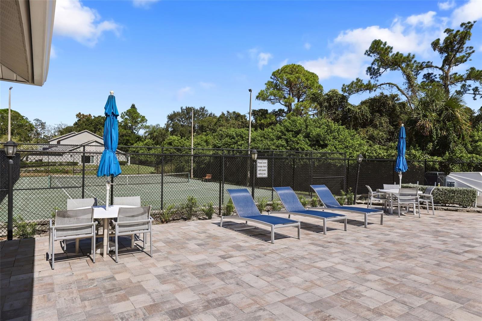 Listing photo id 24 for 102 Steeplechase Lane