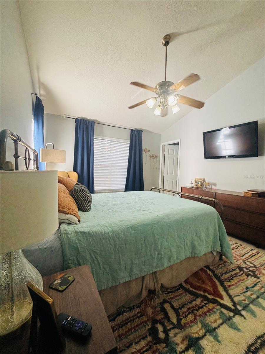 Image 14 of 24 For 17629 Esprit Drive