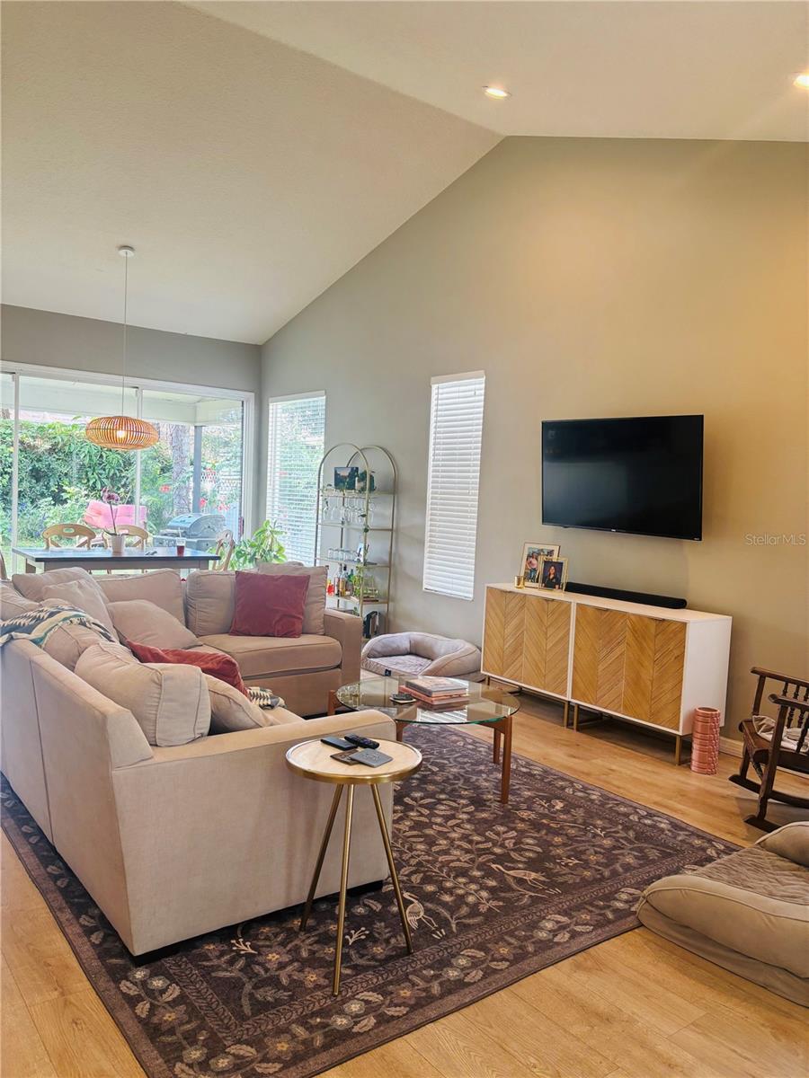 Image 2 of 24 For 17629 Esprit Drive