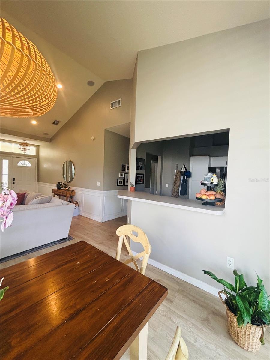 Image 7 of 24 For 17629 Esprit Drive