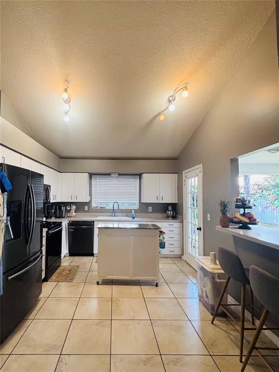 Image 8 of 24 For 17629 Esprit Drive