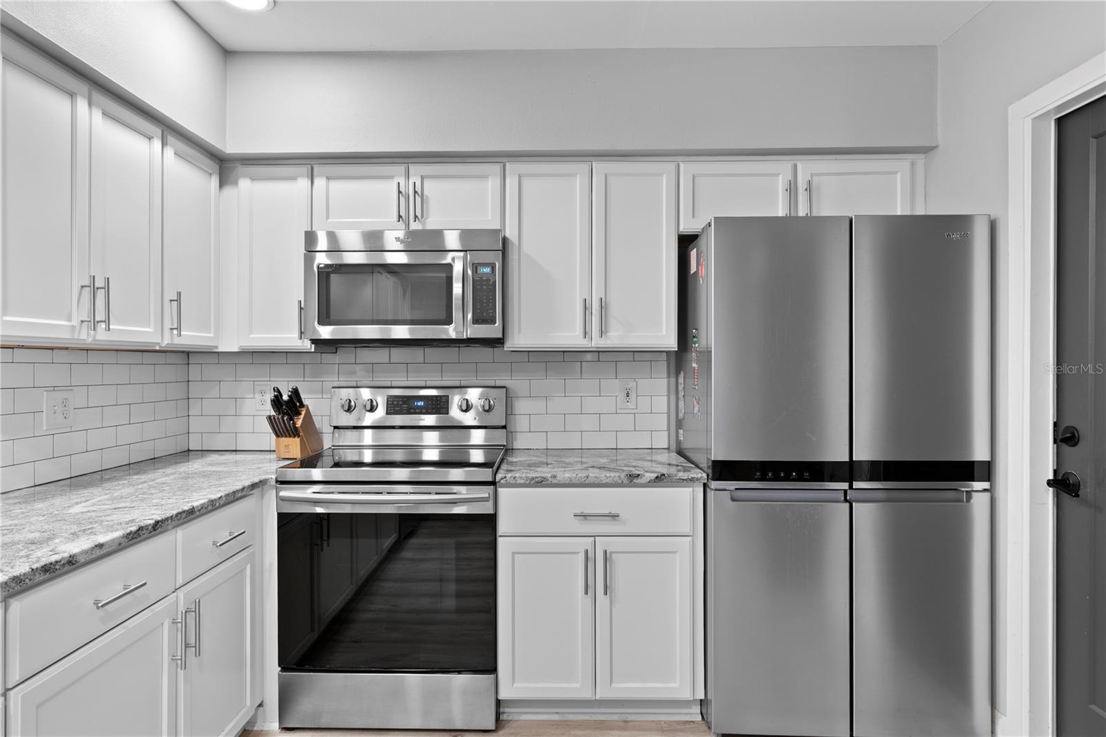 Image 14 of 45 For 5065 39th Street S