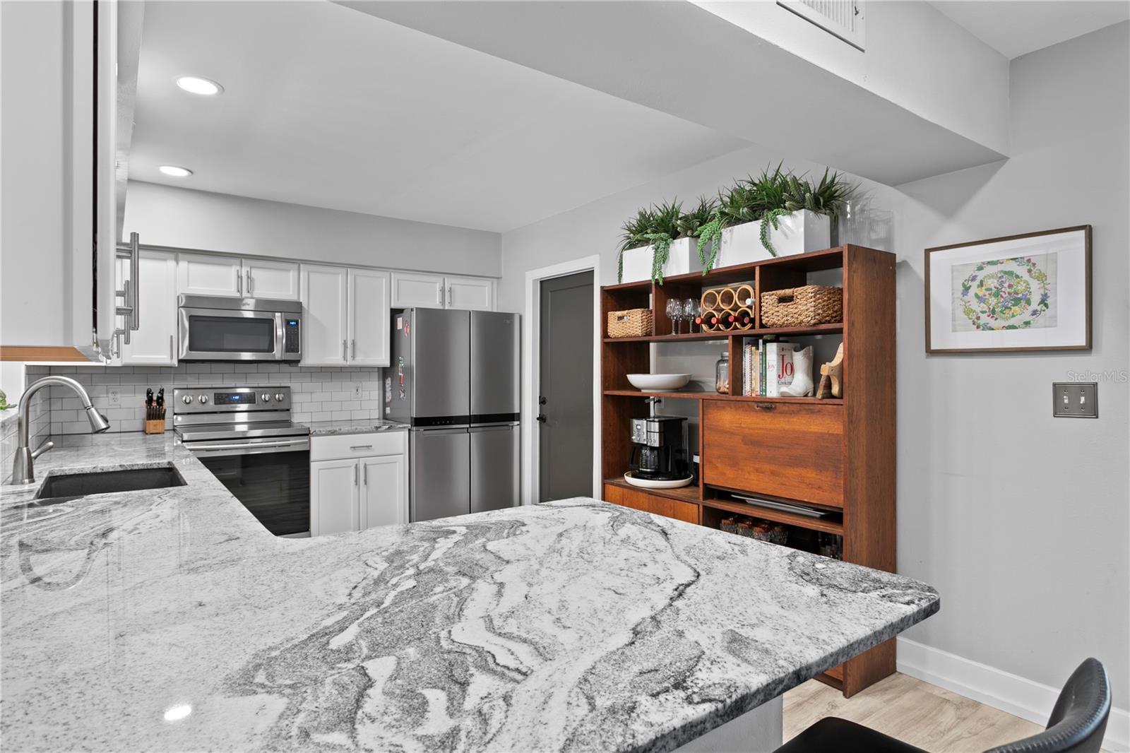 Image 15 of 45 For 5065 39th Street S