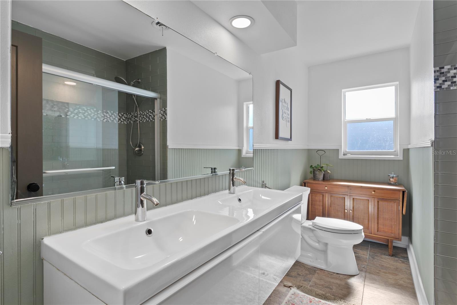Image 25 of 45 For 5065 39th Street S