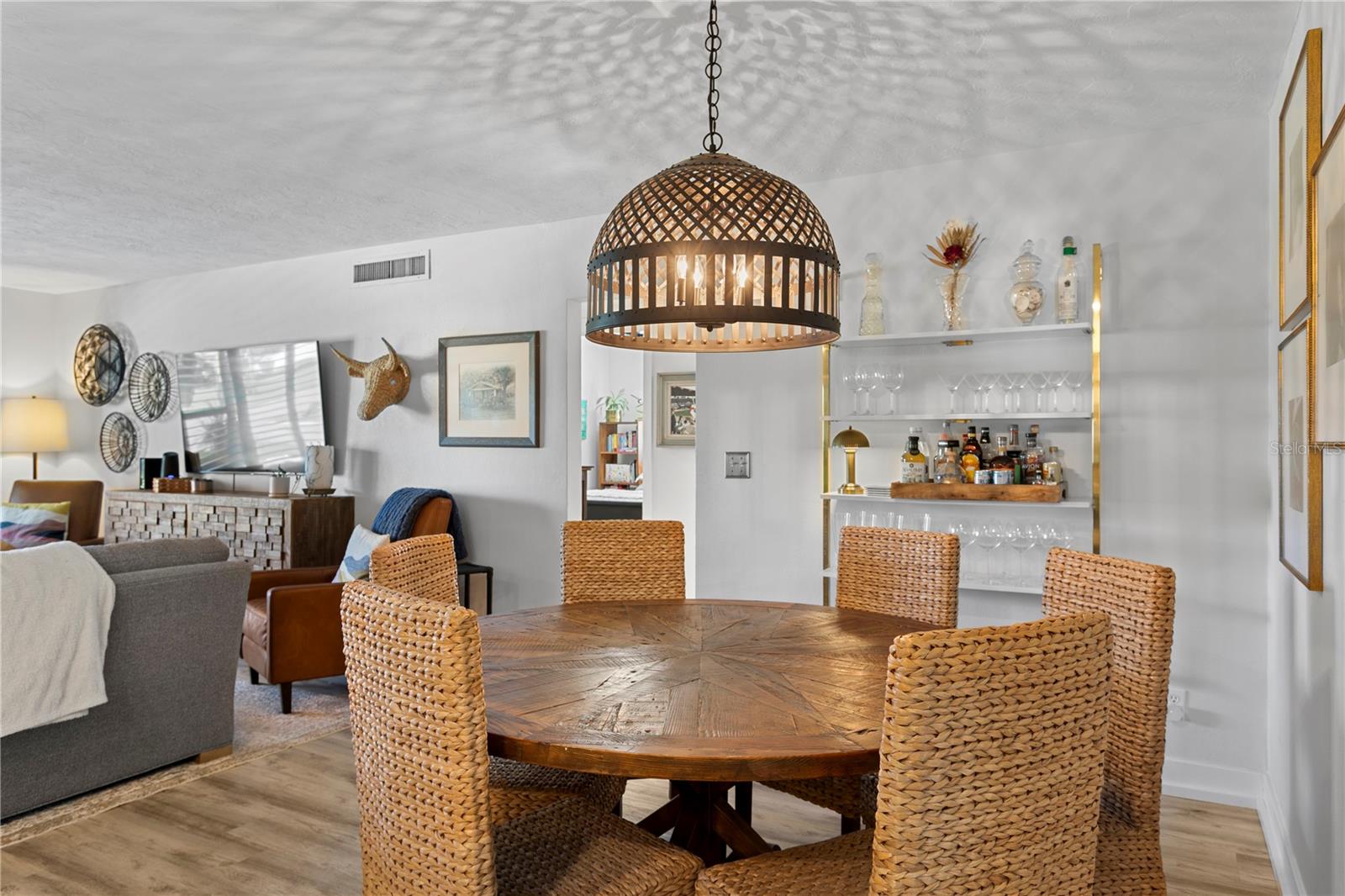 Image 9 of 45 For 5065 39th Street S