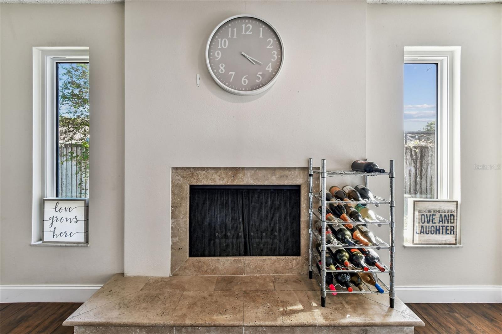 Listing photo id 15 for 9764 130th Avenue