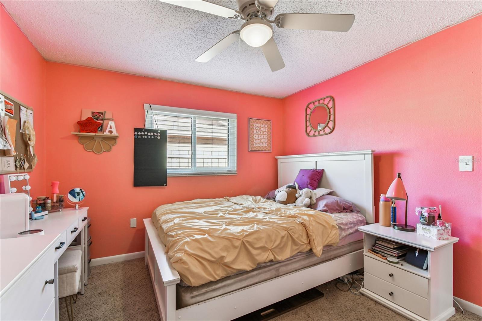 Listing photo id 23 for 9764 130th Avenue