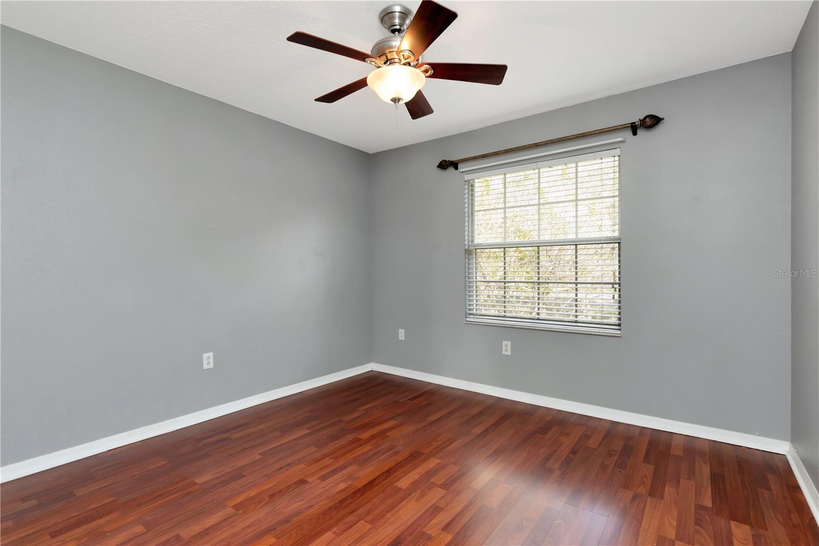 Image 25 of 35 For 34902 Teeview Lane