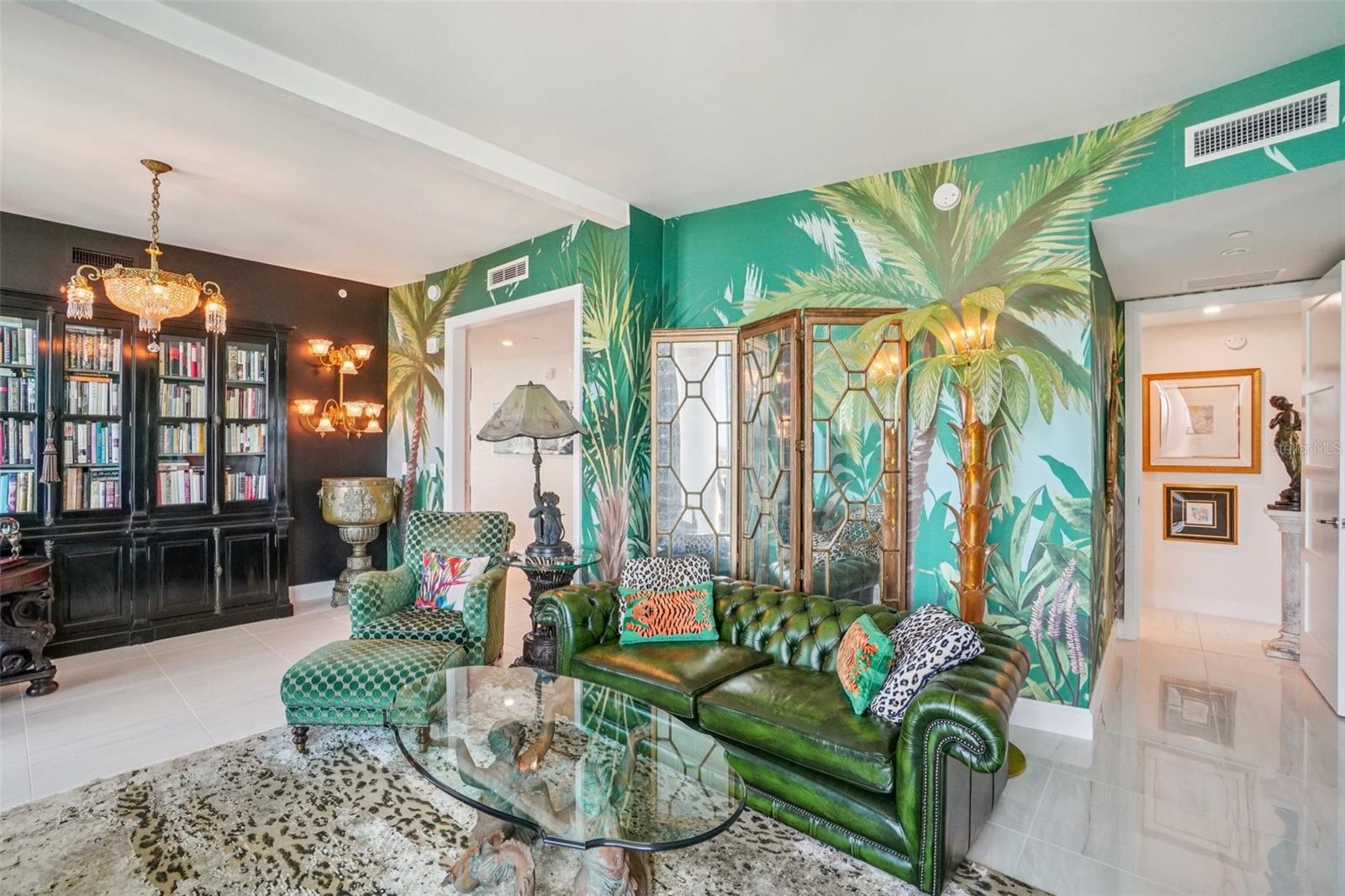 Image 26 of 98 For 3401 Bayshore Boulevard 1704