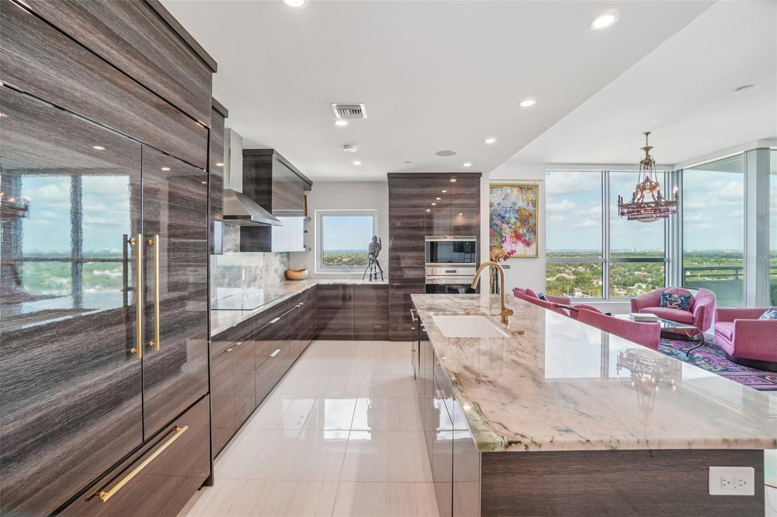 Image 4 of 98 For 3401 Bayshore Boulevard 1704
