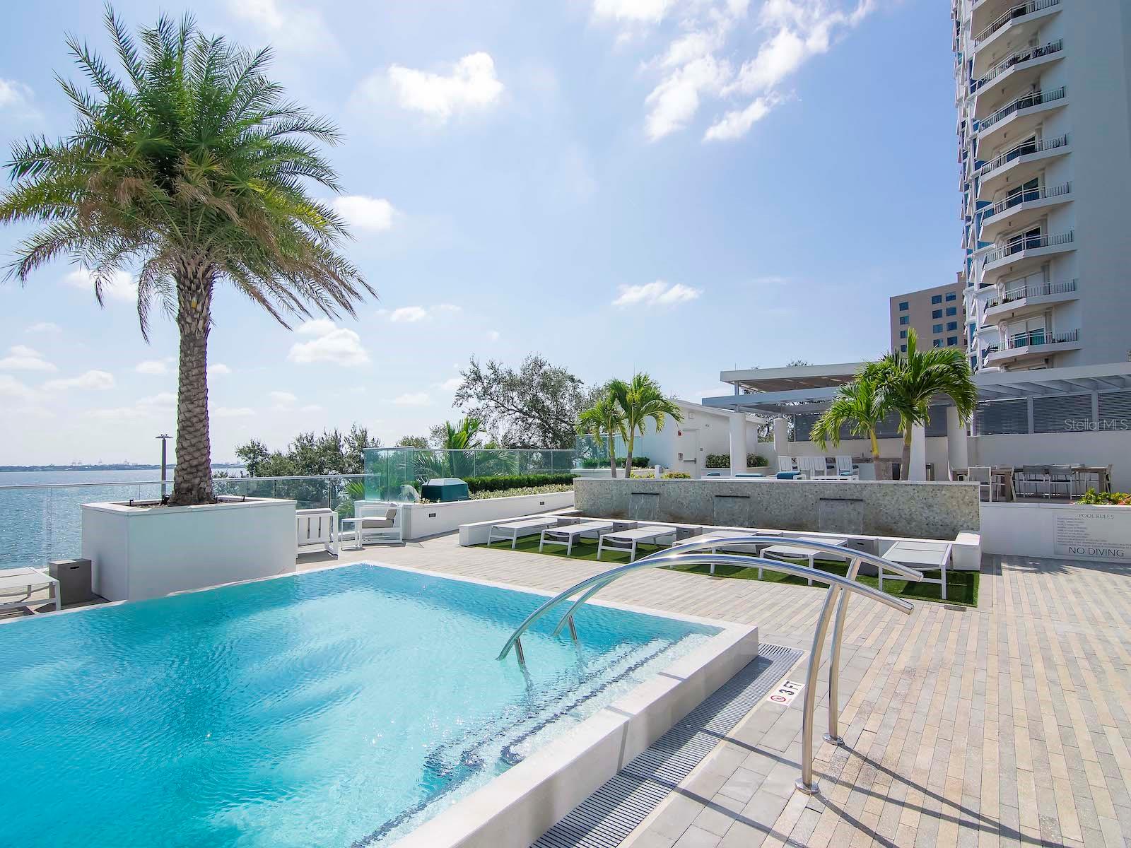 Image 76 of 98 For 3401 Bayshore Boulevard 1704