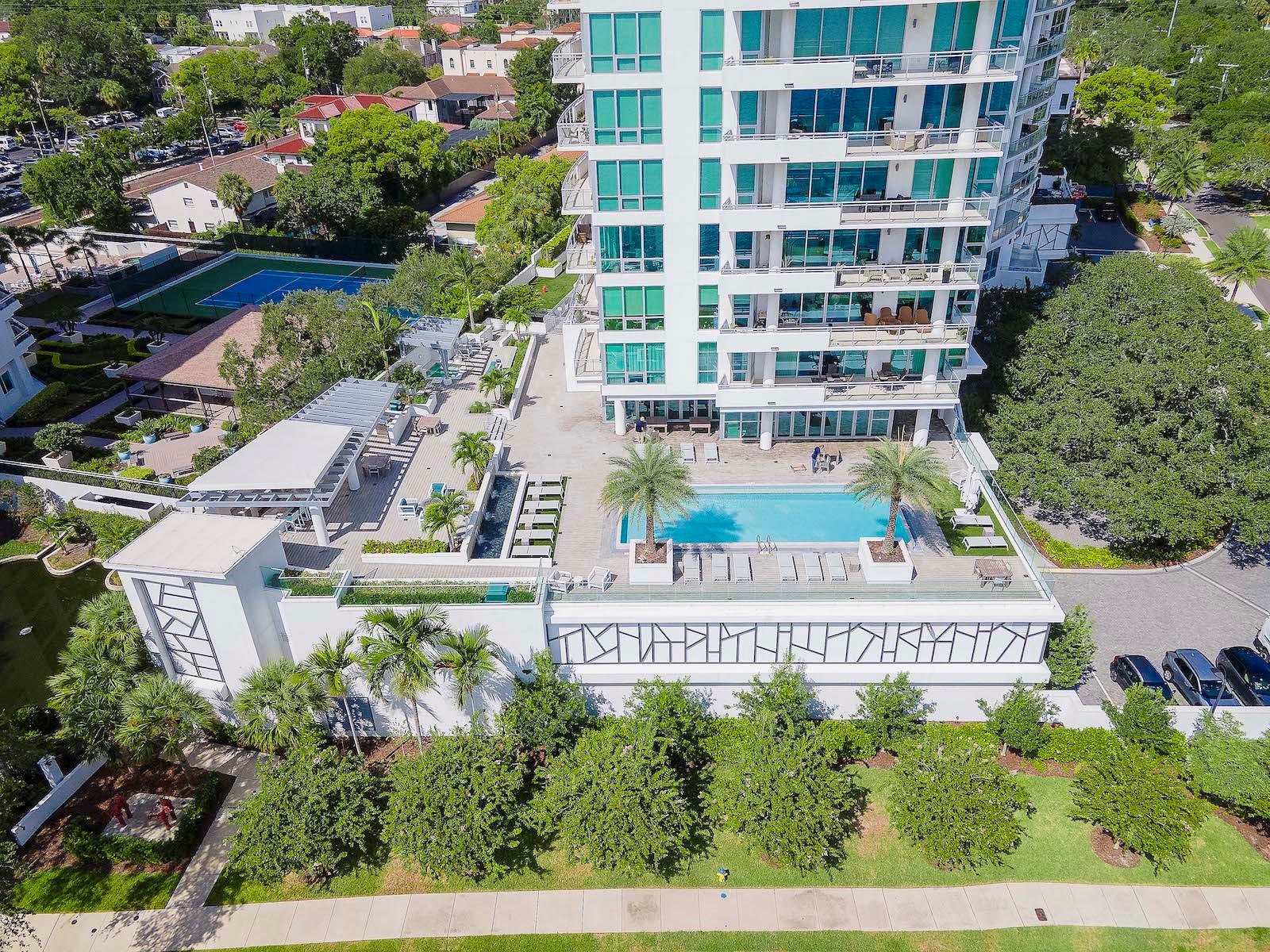 Image 85 of 98 For 3401 Bayshore Boulevard 1704