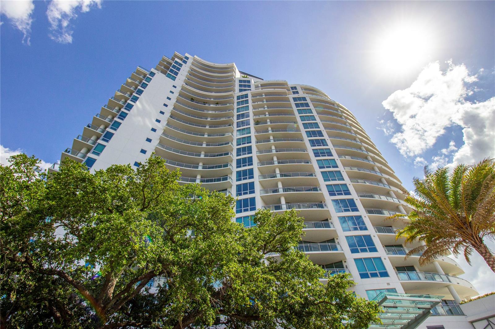 Image 89 of 98 For 3401 Bayshore Boulevard 1704