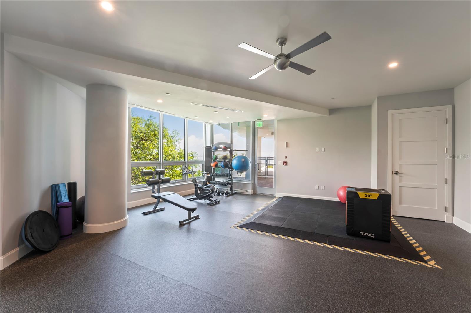 Image 97 of 98 For 3401 Bayshore Boulevard 1704