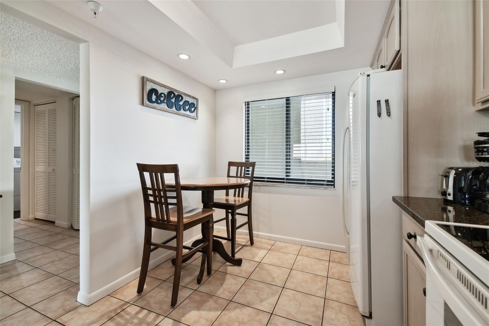 Image 15 of 58 For 14950 Gulf Boulevard 404