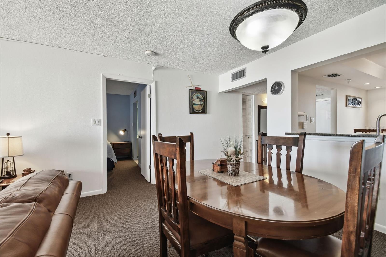 Image 21 of 58 For 14950 Gulf Boulevard 404