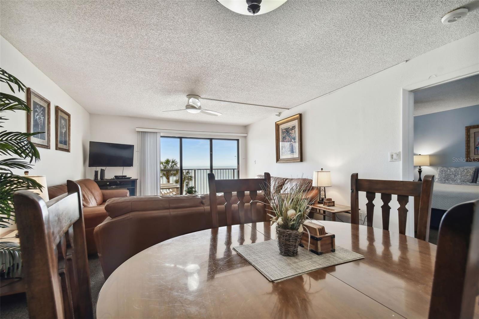 Image 22 of 58 For 14950 Gulf Boulevard 404