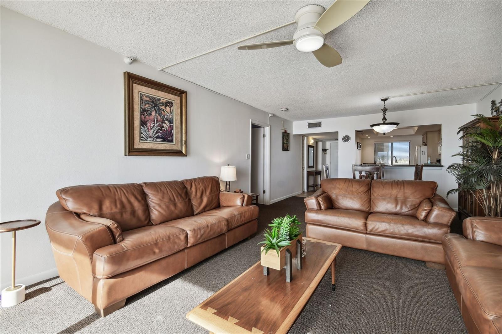 Image 26 of 58 For 14950 Gulf Boulevard 404