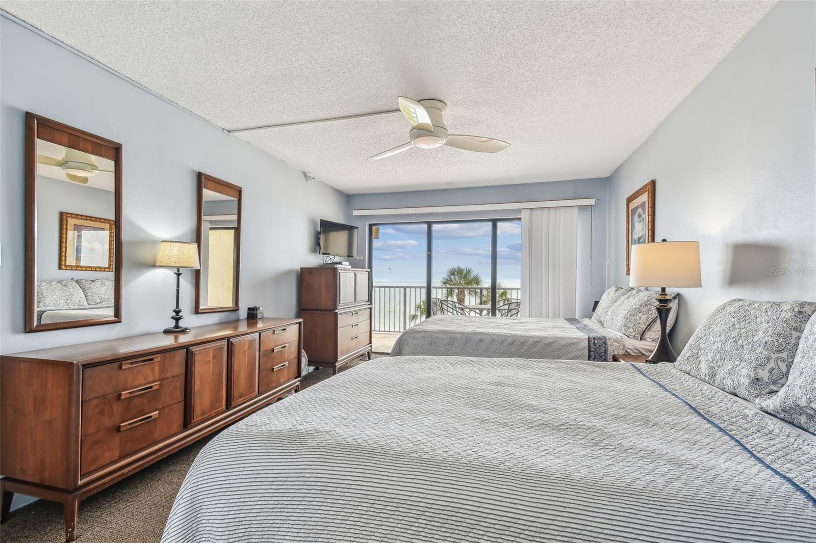 Image 29 of 58 For 14950 Gulf Boulevard 404