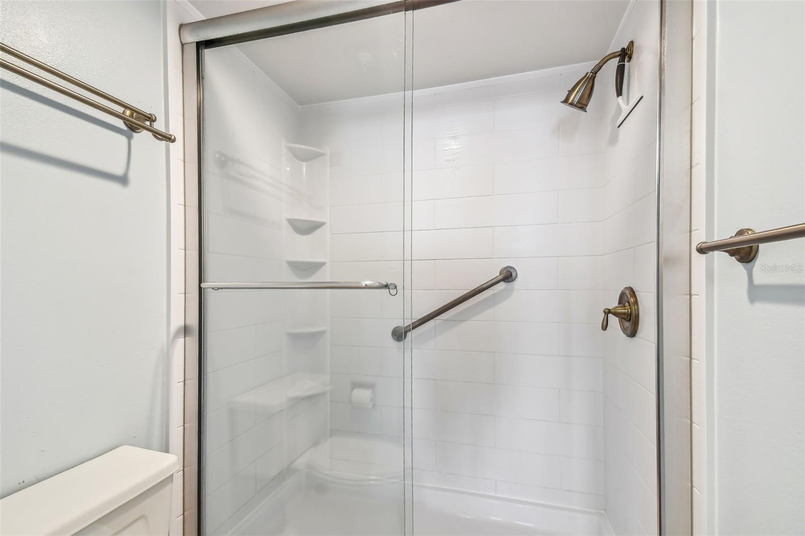 Image 33 of 58 For 14950 Gulf Boulevard 404