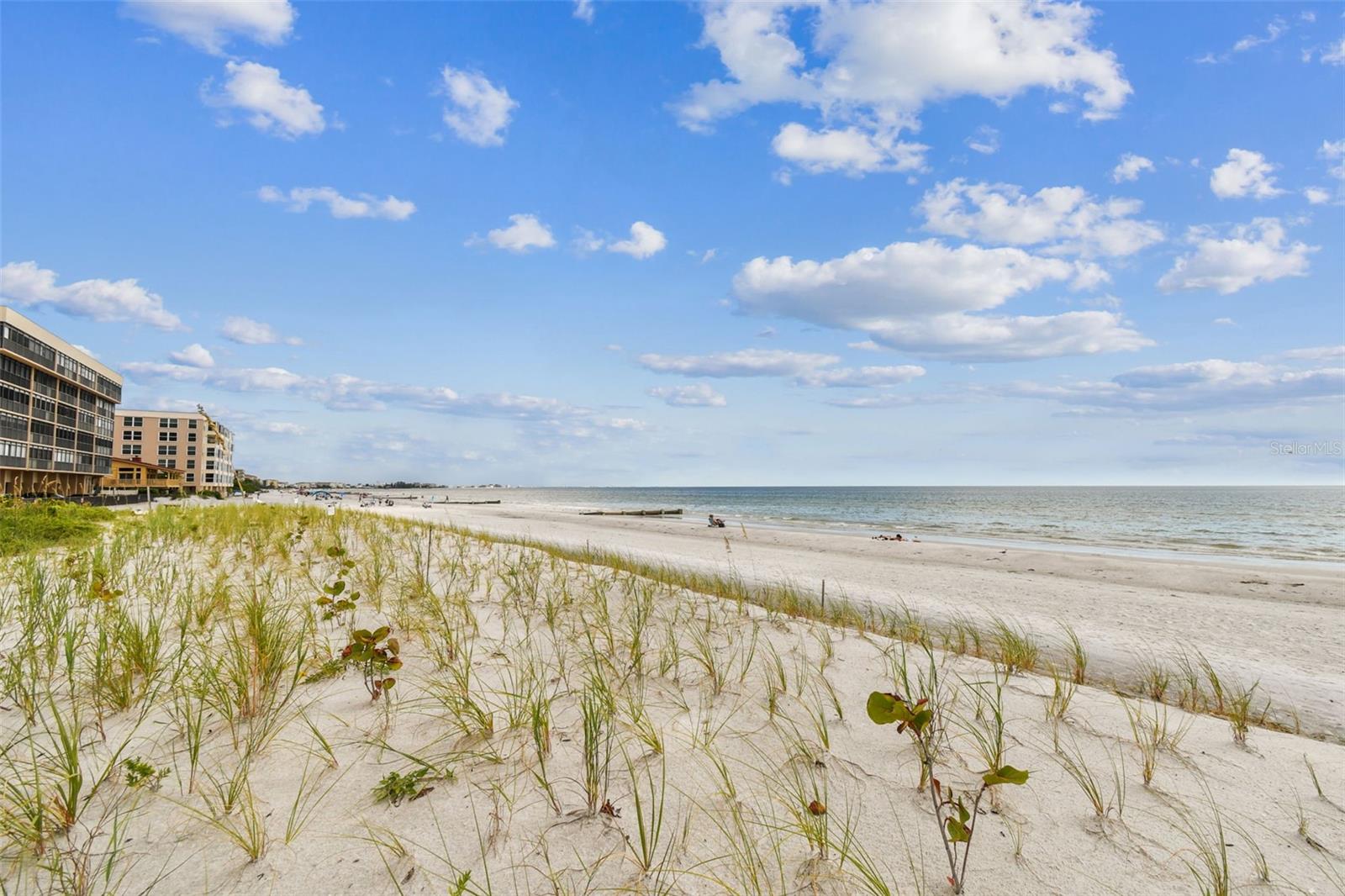 Image 47 of 58 For 14950 Gulf Boulevard 404