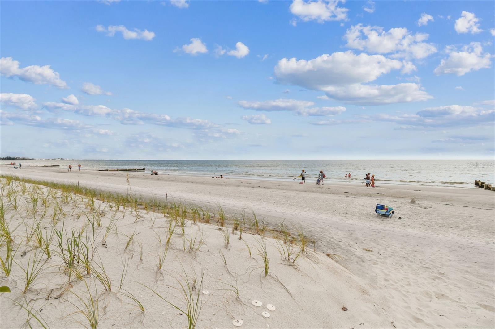 Image 53 of 58 For 14950 Gulf Boulevard 404