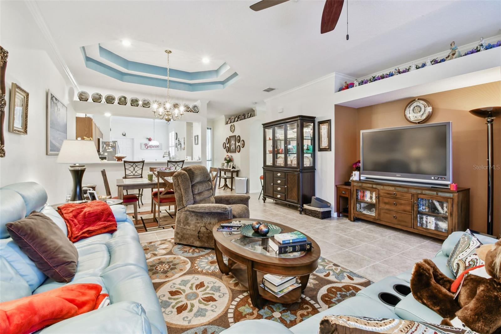 Image 18 of 89 For 20830 Jaffa Lane