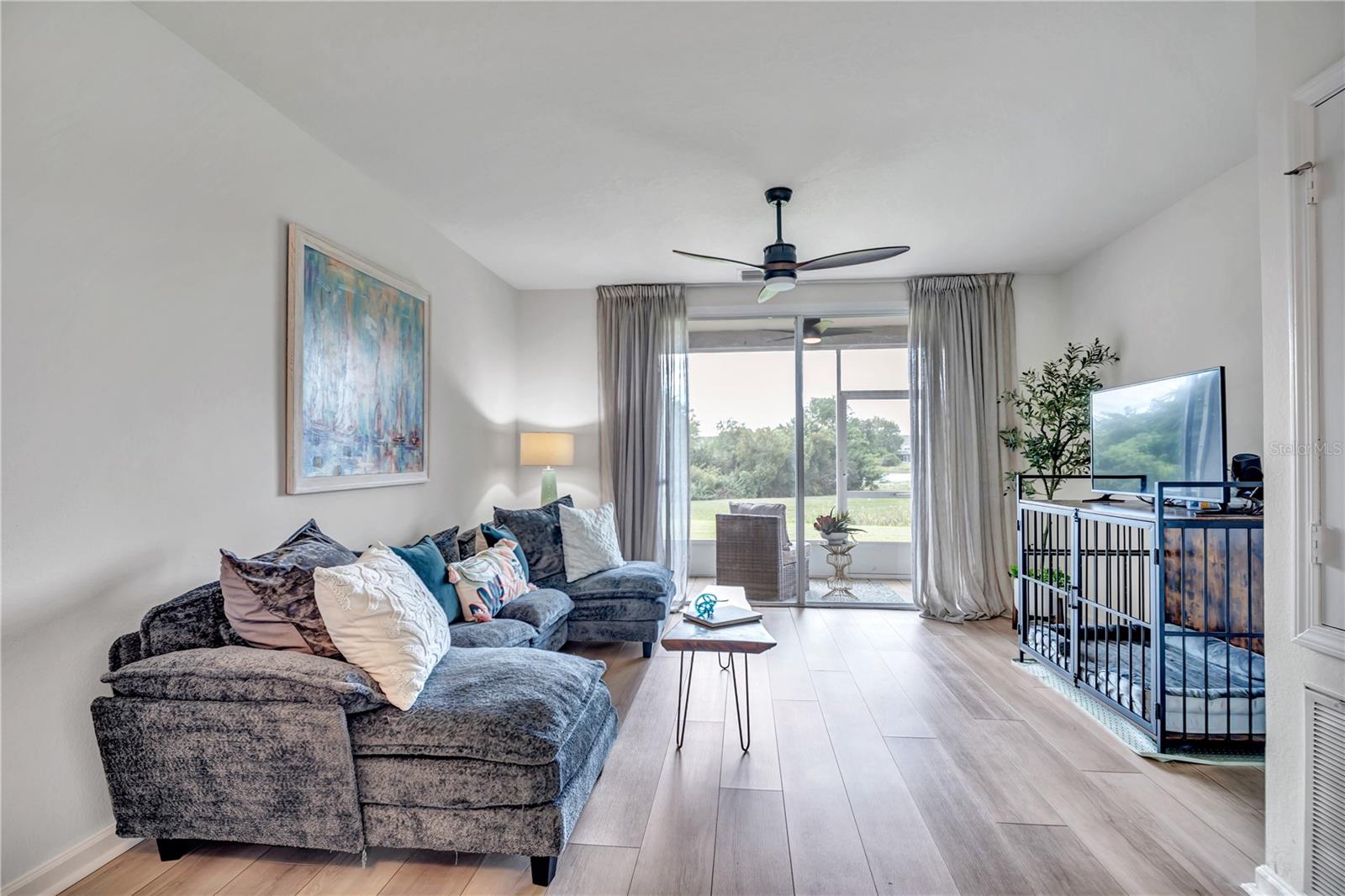 Image 12 of 40 For 10169 Bessemer Pond Court