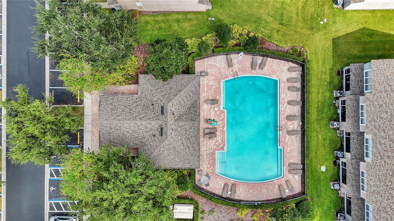Image 31 of 40 For 10169 Bessemer Pond Court