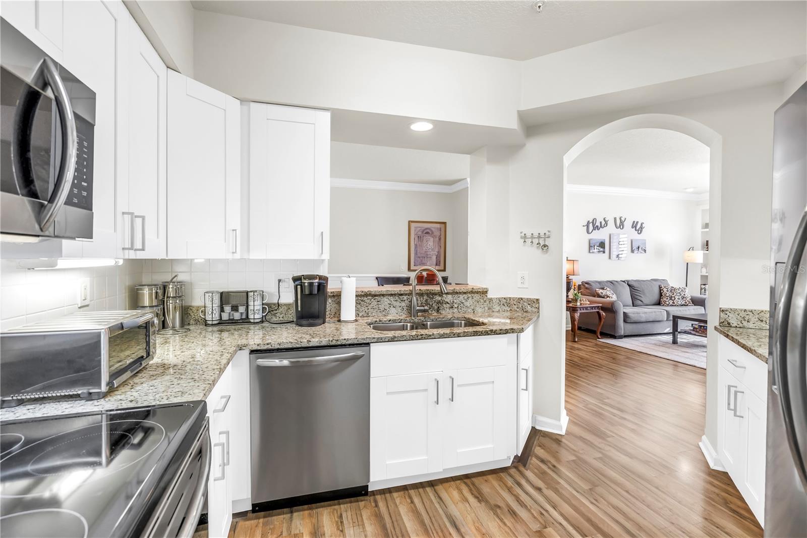 Image 3 of 60 For 4206 Bay Club Circle 4206